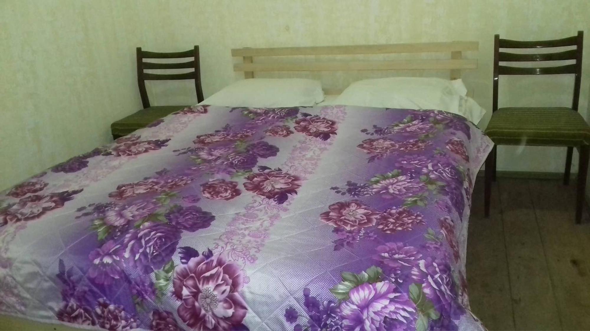 Farmer'S Guest House Telavi Rum bild